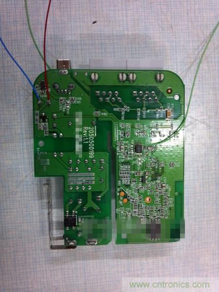 DIY：自制自帶電池供電的無線路由器