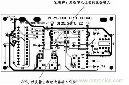 這是對(duì)圖2所示電路的第一次布線嘗試。此配置在模擬線路上產(chǎn)生不規(guī)律的噪聲，這是因?yàn)樵谔囟〝?shù)字走線上的數(shù)據(jù)輸入碼隨著數(shù)字電位器的編程需求而改變。