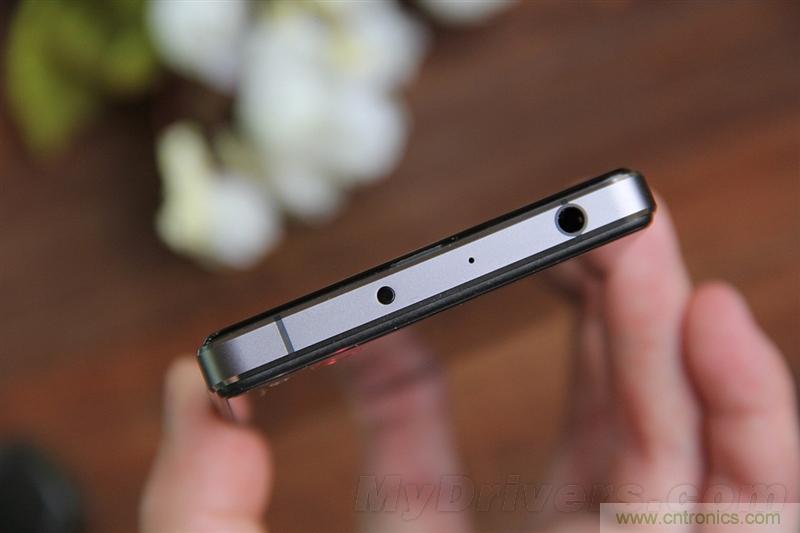 無邊框的 nubia Z9 ，一款既有驚喜，又有驚艷的智能手機