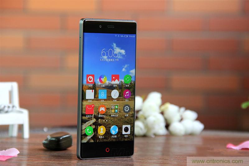 無邊框的 nubia Z9 ，一款既有驚喜，又有驚艷的智能手機